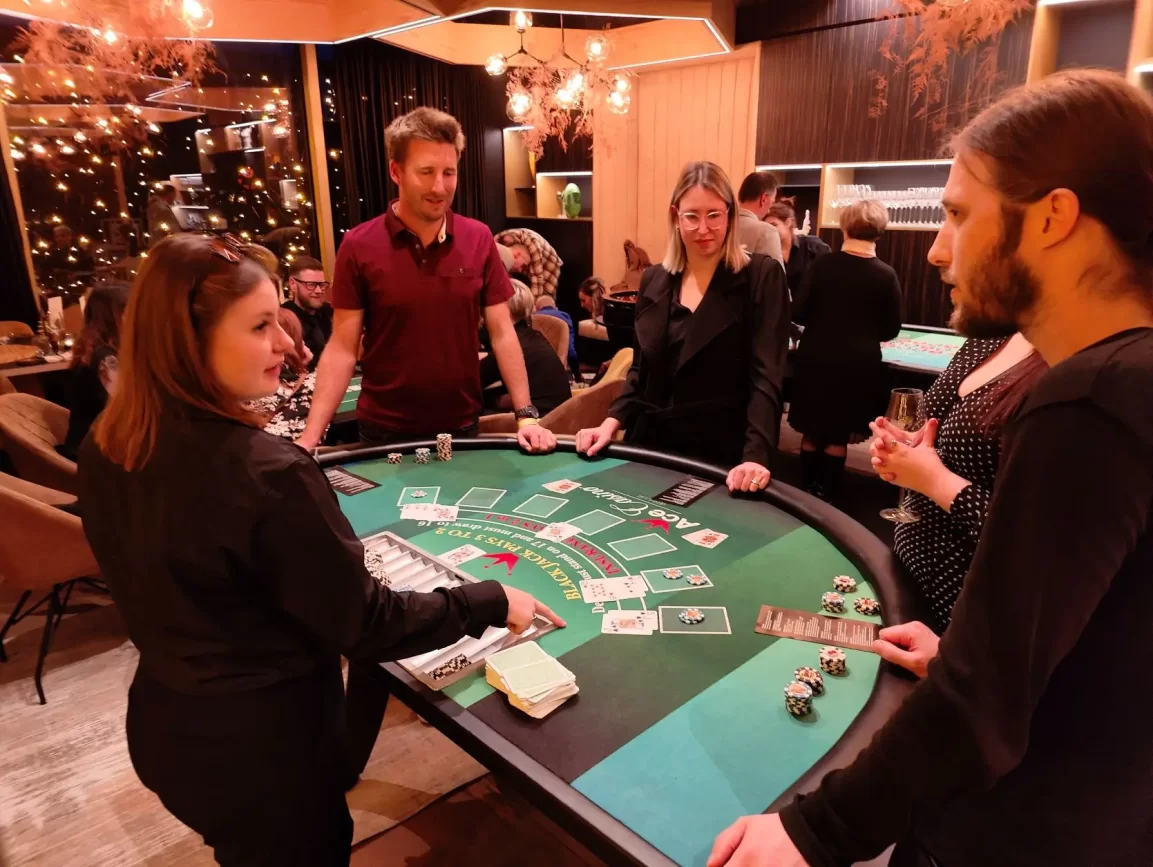 casino games Blackjack teambuilding   Locat events)