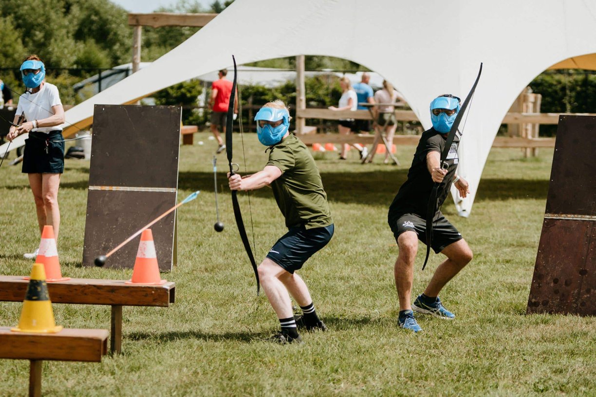 teambuilding archery tag