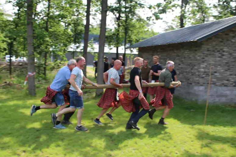 highlandgames boomstamlopen locat events teambuilding