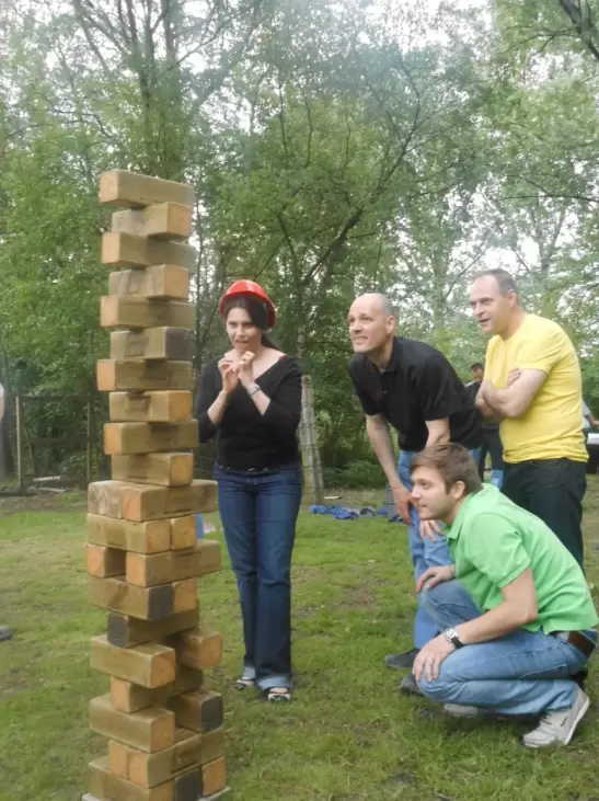 missie naar mars teambuilding locatevents yenga 2 