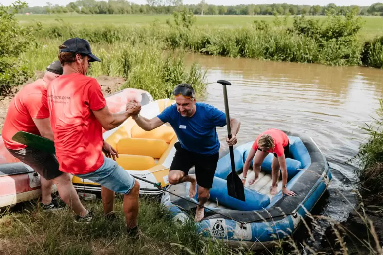 raft blind varen rafting locat events teambuilding 10 